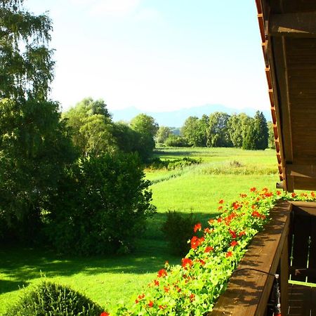 Ferienhaus Am Chiemsee 브라이트브룬 암 힘제 외부 사진